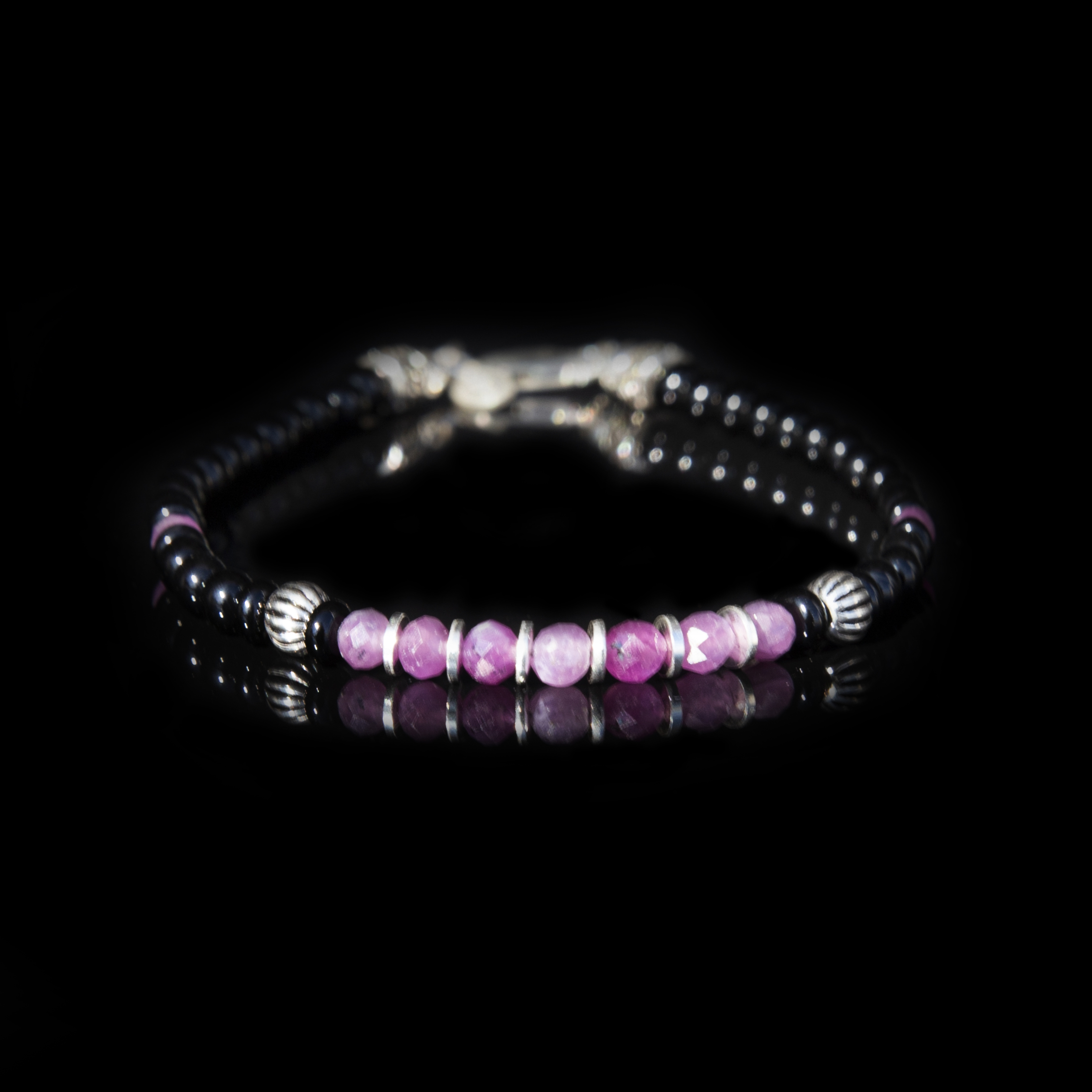 Bracciale Rubino e Onice Nero 4 mm – Gioiello Artigianale in Argento 925