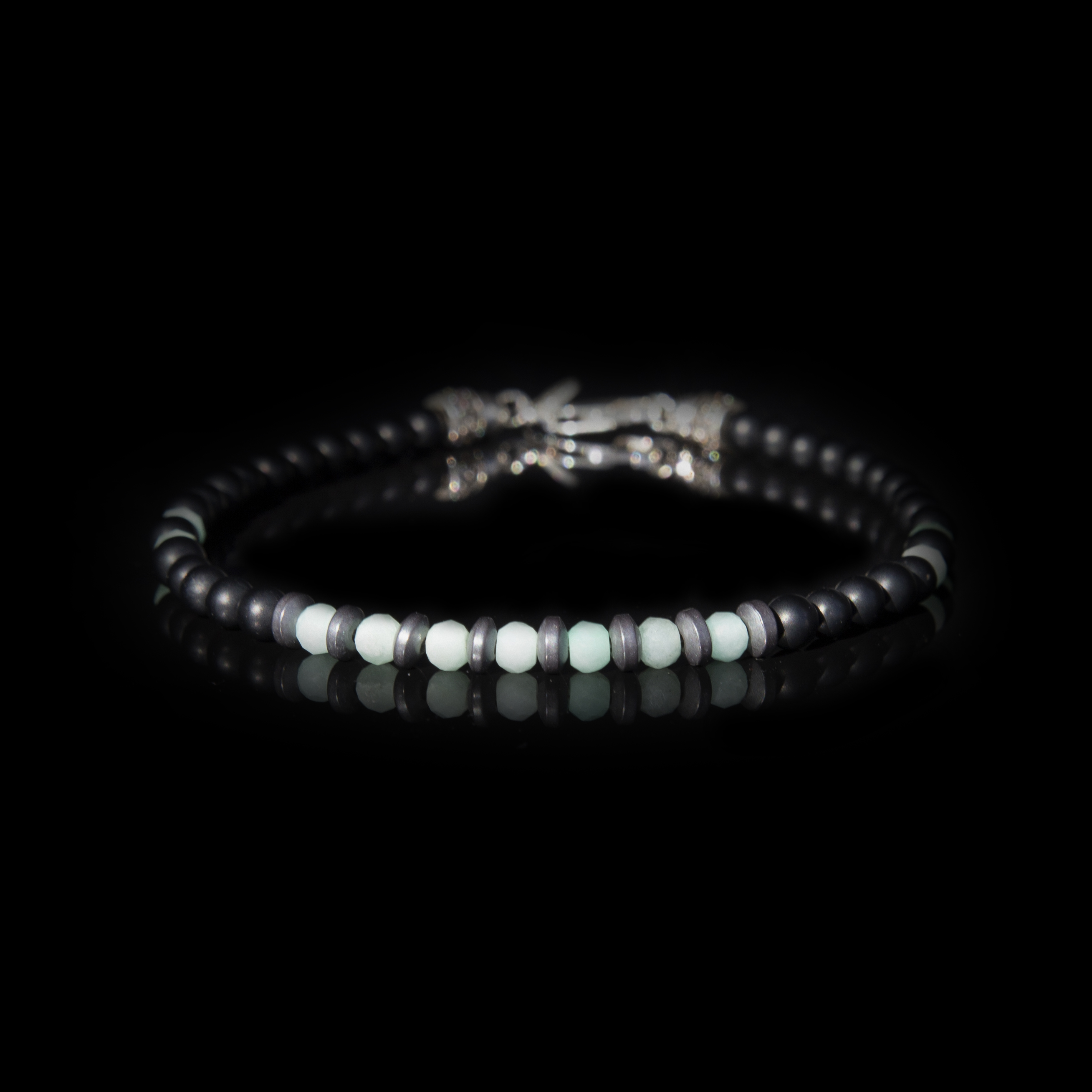 Bracciale Smeraldo e Onice Nero Opaco 4 mm – Lusso Artigianale in Argento 925